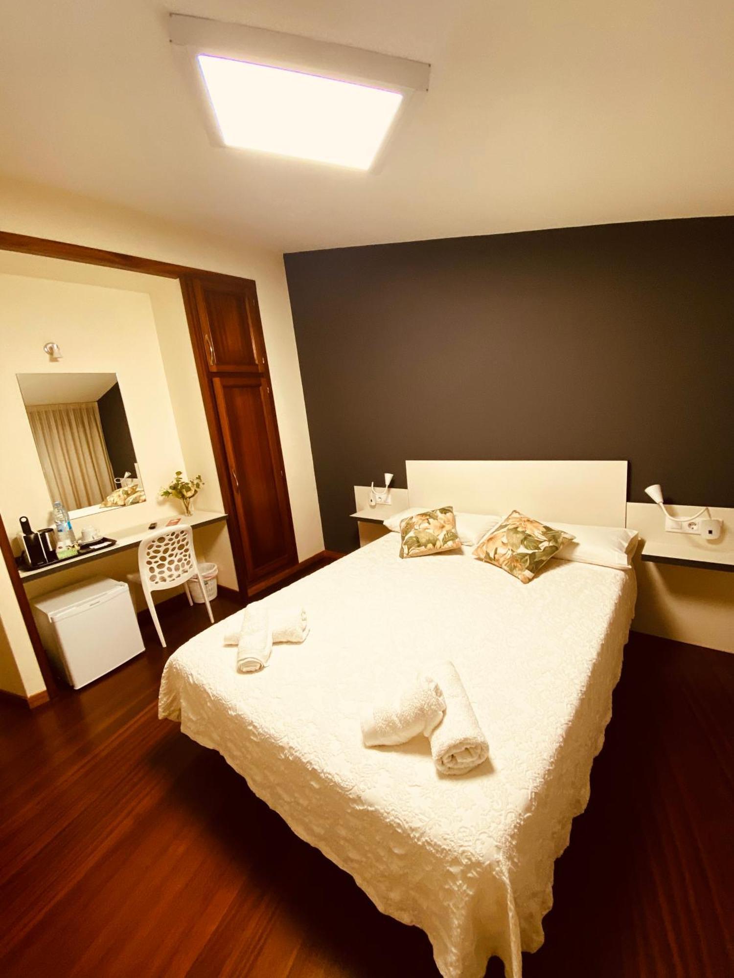Vendaval Hotel Santa Marta de Ortigueira Ngoại thất bức ảnh